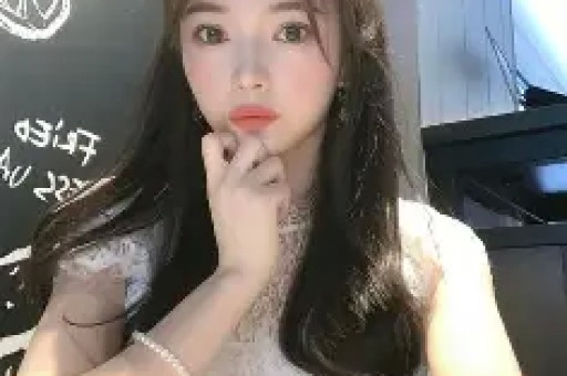混血名模的瓜：李宗瑞前女友抢萧亚轩男友和陶喆黄晓明传绯闻