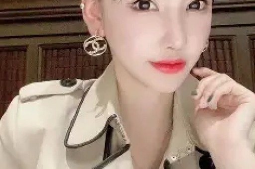 黄景瑜和王玉雯被拍到凌晨同返酒店一小时后双发声明辟谣