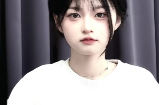女明星整容前照片曝光惊人变化让人惊叹！